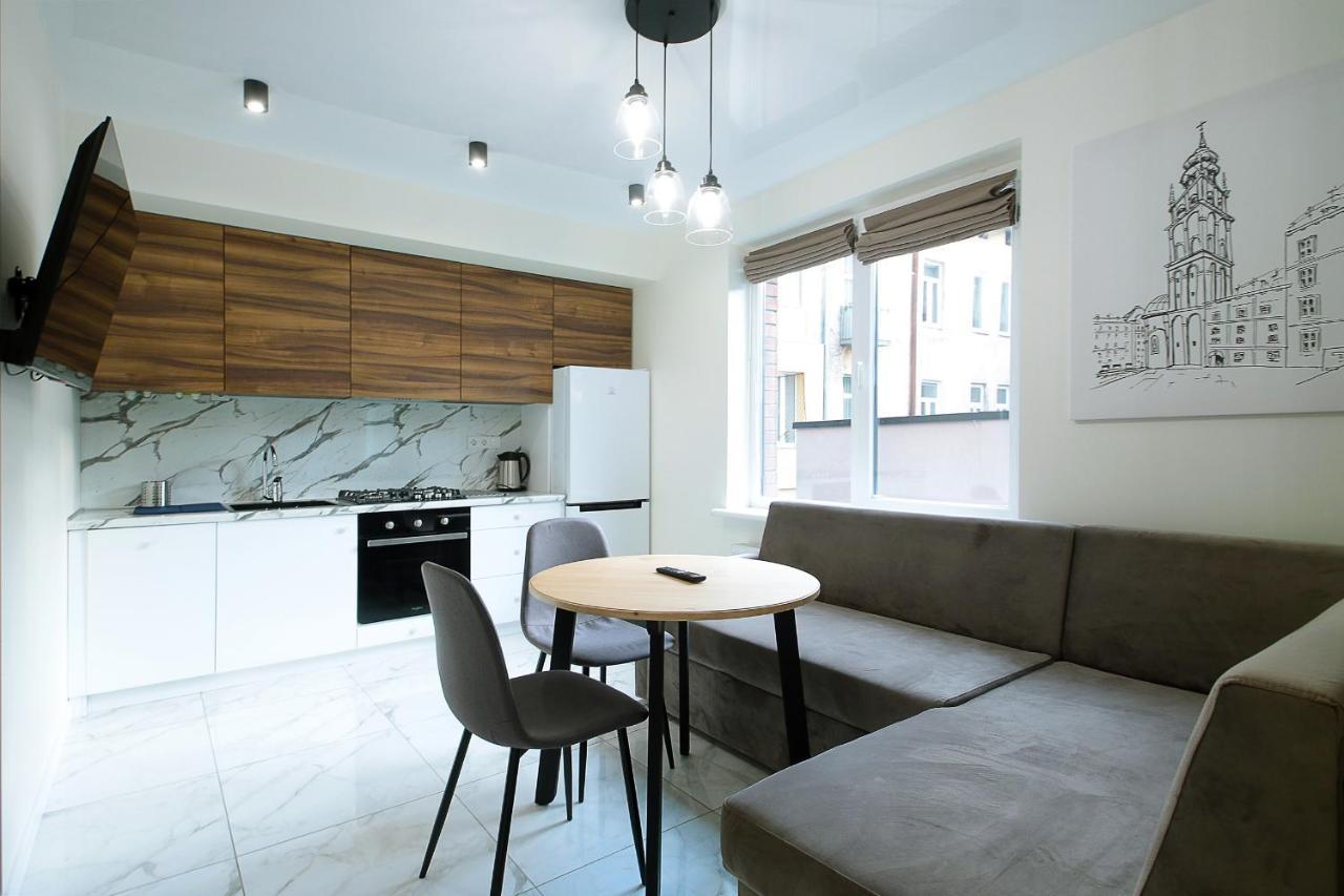 Luxury Nest Lviv Center Apartment ภายนอก รูปภาพ