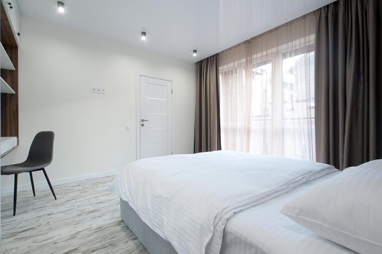 Luxury Nest Lviv Center Apartment ภายนอก รูปภาพ