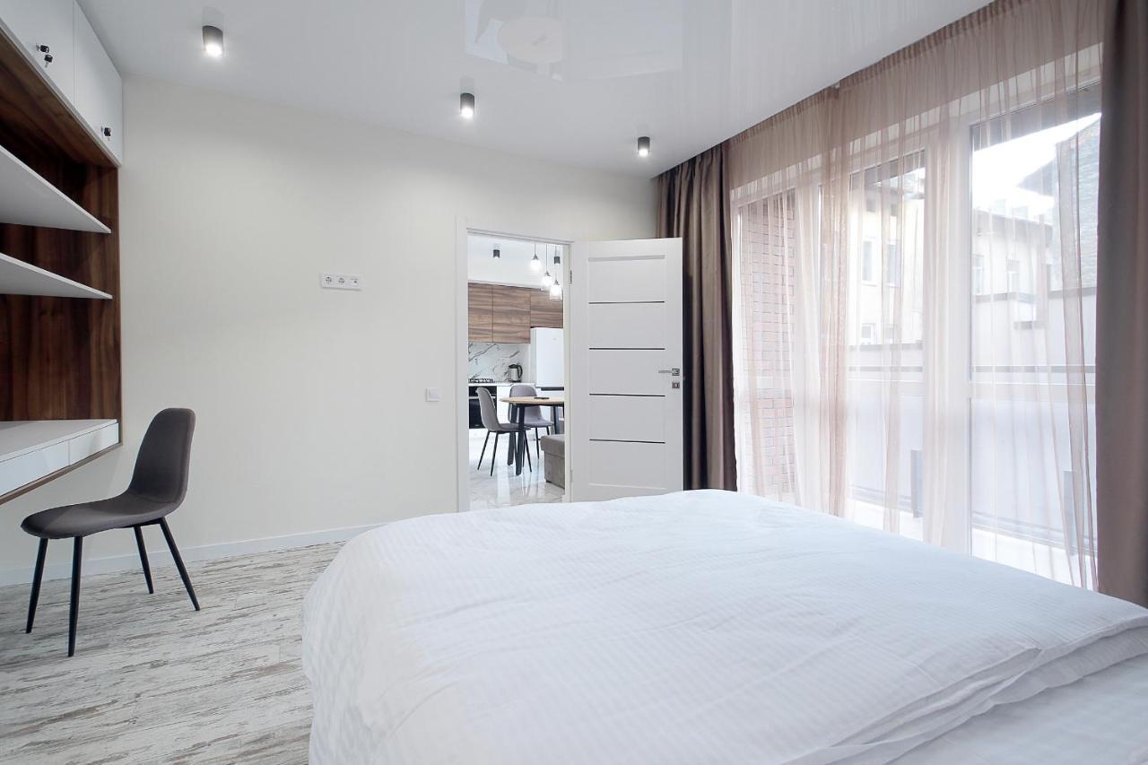 Luxury Nest Lviv Center Apartment ภายนอก รูปภาพ
