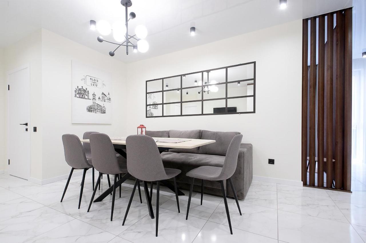 Luxury Nest Lviv Center Apartment ภายนอก รูปภาพ