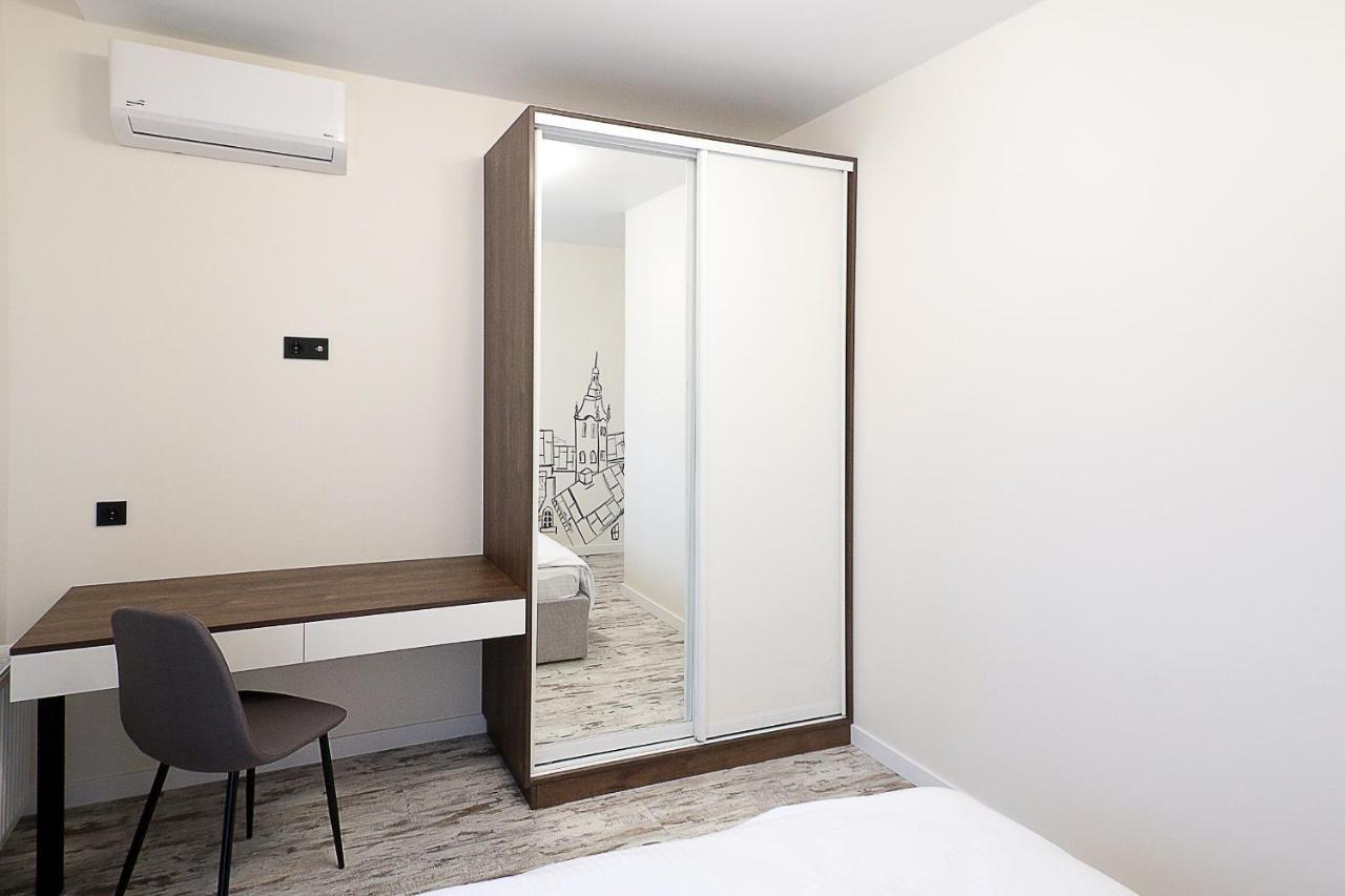 Luxury Nest Lviv Center Apartment ภายนอก รูปภาพ