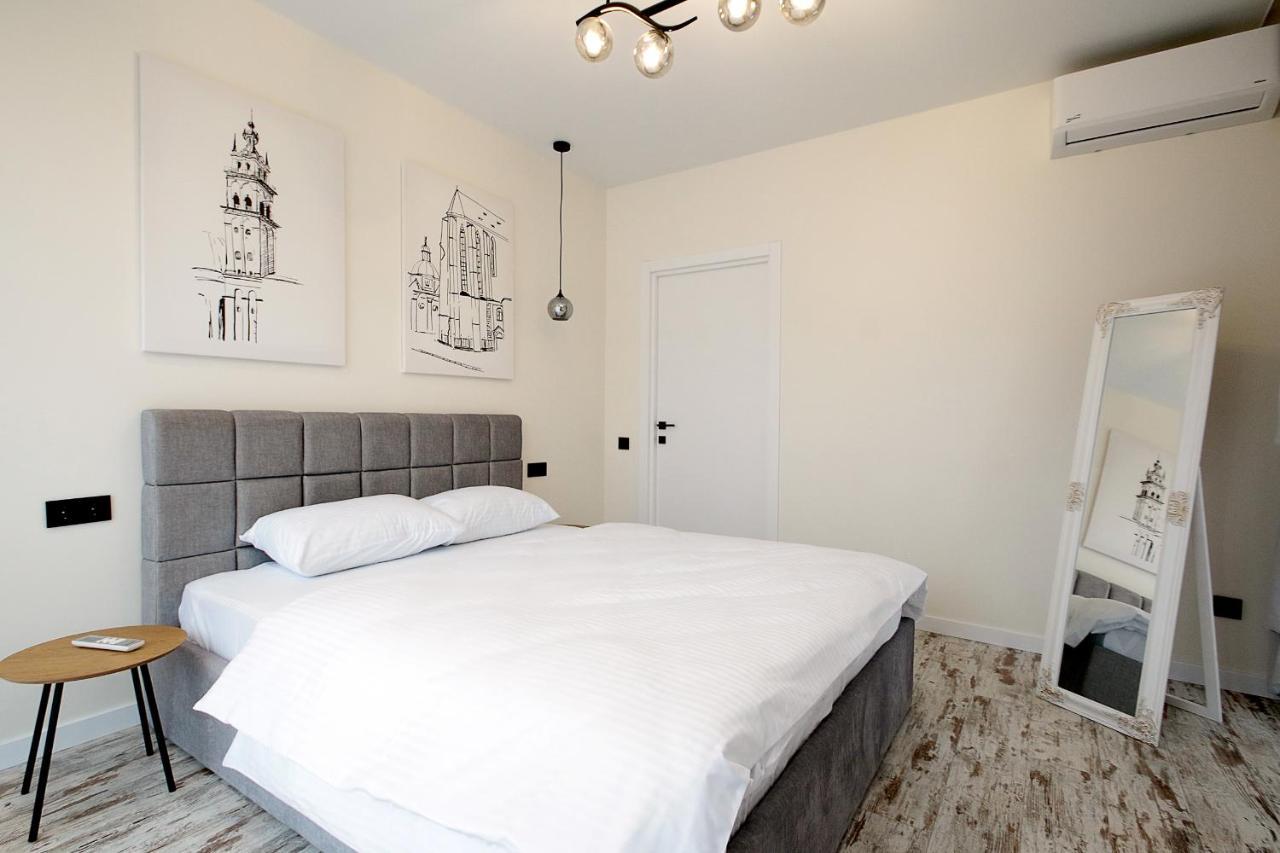 Luxury Nest Lviv Center Apartment ภายนอก รูปภาพ