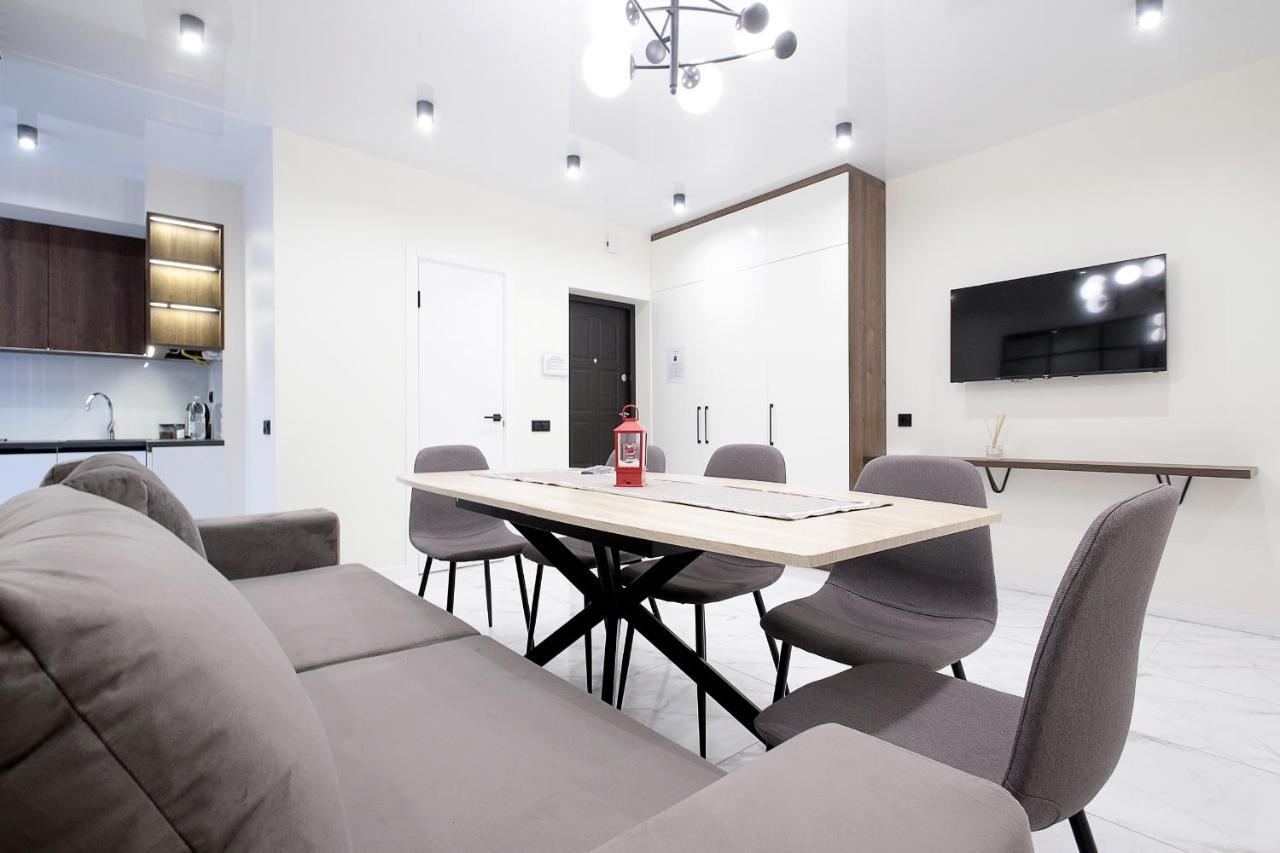 Luxury Nest Lviv Center Apartment ภายนอก รูปภาพ