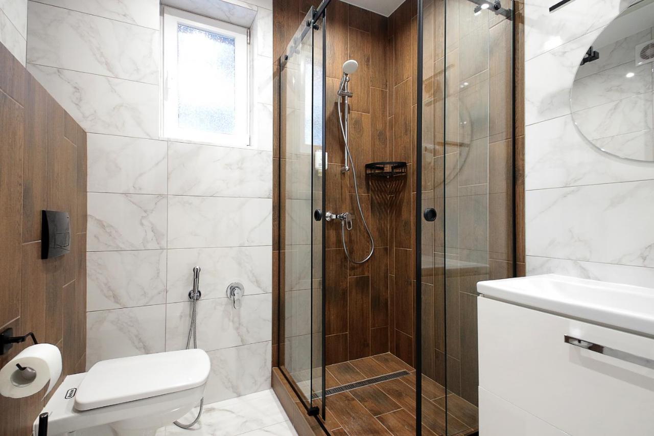 Luxury Nest Lviv Center Apartment ภายนอก รูปภาพ