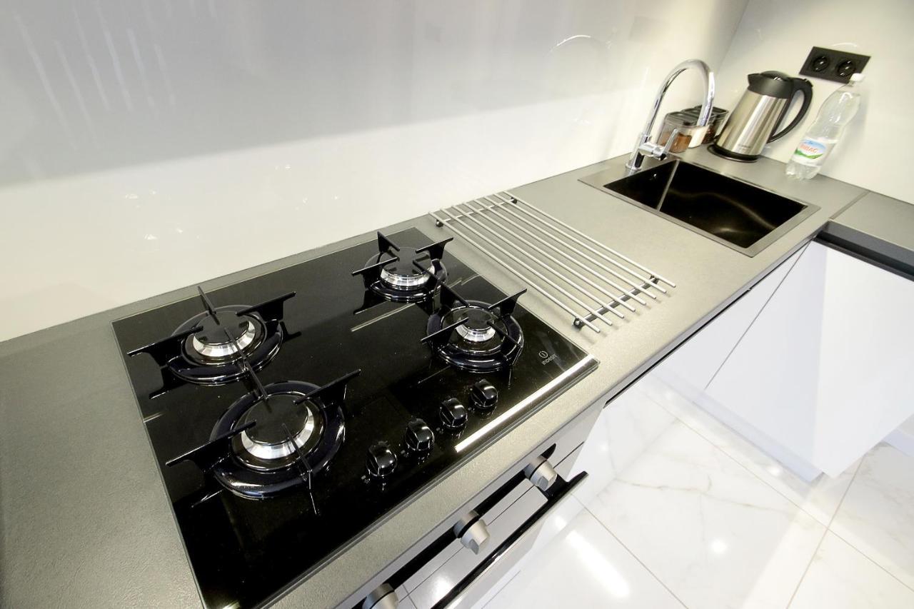 Luxury Nest Lviv Center Apartment ภายนอก รูปภาพ